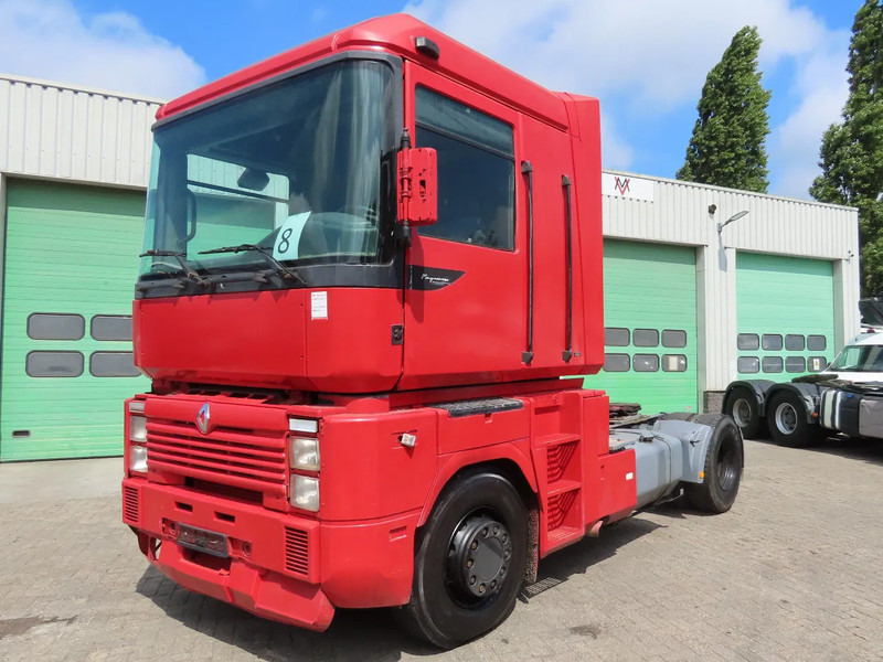 Renault Magnum 430 Mack ! Manual pomp ! - Vilkikas: foto 1 Renault Magnum 430 Mack ! Manual pomp ! - Vilkikas: foto 1