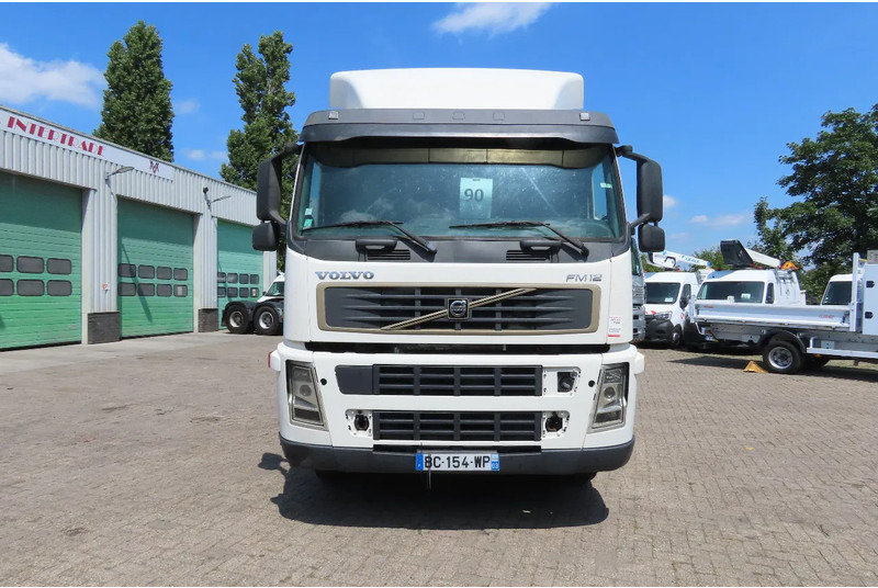 Volvo FM 12.380 8x4 FULL SPRING. 100% condition! - Važiuoklės sunkvežimis: foto 3 Volvo FM 12.380 8x4 FULL SPRING. 100% condition! - Važiuoklės sunkvežimis: foto 3