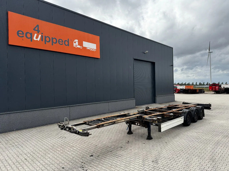 Schmitz Cargobull 45FT HC, Scheibebremsen, vorne + hinten + Stoßstange ausziehbar, NL-Chassis, Liftachse - Konteineris-vežimus/ Sukeisti kūną puspriekabė: foto 1 Schmitz Cargobull 45FT HC, Scheibebremsen, vorne + hinten + Stoßstange ausziehbar, NL-Chassis, Liftachse - Konteineris-vežimus/ Sukeisti kūną puspriekabė: foto 1