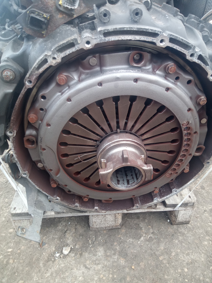 Daf XF106 - Variklis: foto 4 Daf XF106 - Variklis: foto 4