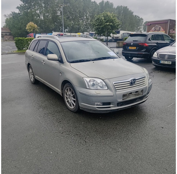 Toyota Avensis - Lengvasis automobilis: foto 2 Toyota Avensis - Lengvasis automobilis: foto 2