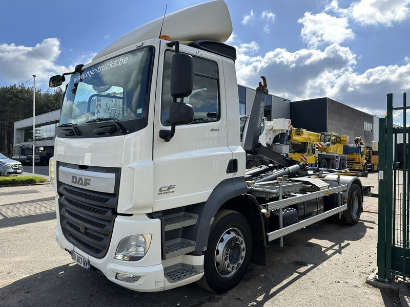 DAF CF 460 4x2 19T MARREL ABROLLKIPPER HAKEN - 5.10M + 1.30M Ausziehbarer Stoßstange - EURO 6 - 13L ENGINE - ZF AUTO - Hook-lift sunkvežimis: foto 3 DAF CF 460 4x2 19T MARREL ABROLLKIPPER HAKEN - 5.10M + 1.30M Ausziehbarer Stoßstange - EURO 6 - 13L ENGINE - ZF AUTO - Hook-lift sunkvežimis: foto 3