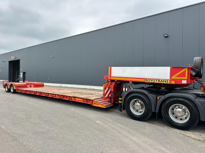 Faymonville 47.5T STBZ-2VA 8m (+5m50) LOWBED - TIEFBETT / REMOVABLE NECK - ABNEHMBARE SCHWANENHALS - HYDR STEERING AXLES / LENKACHSEN - SAF - Žemo profilio platforma puspriekabė: foto 4 Faymonville 47.5T STBZ-2VA 8m (+5m50) LOWBED - TIEFBETT / REMOVABLE NECK - ABNEHMBARE SCHWANENHALS - HYDR STEERING AXLES / LENKACHSEN - SAF - Žemo profilio platforma puspriekabė: foto 4