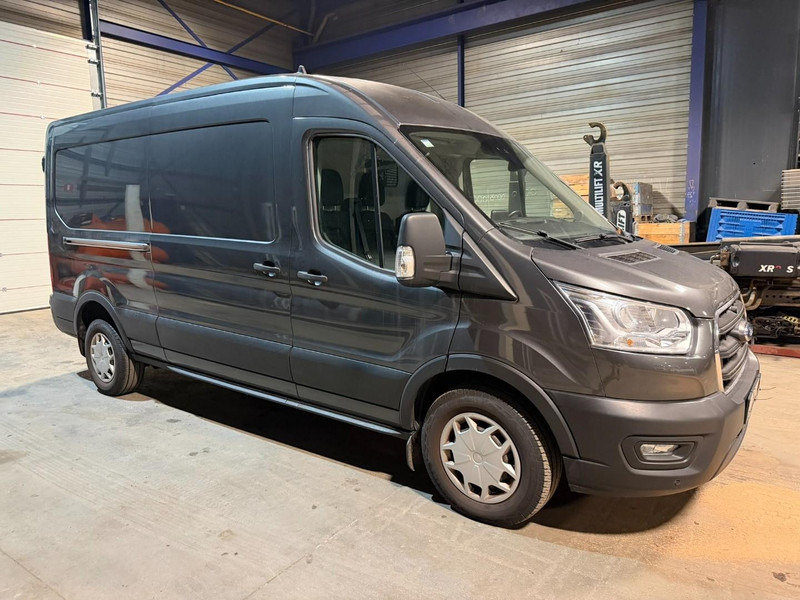 Ford Transit 350 L2H2 TREND - AUTO - CAMERA - NAVI - PDC - A/C - 2.0 D - 170HP - *NEW CONDITION / WIE NEU* - GREY METALLIC - Krovininis mikroautobusas: foto 1 Ford Transit 350 L2H2 TREND - AUTO - CAMERA - NAVI - PDC - A/C - 2.0 D - 170HP - *NEW CONDITION / WIE NEU* - GREY METALLIC - Krovininis mikroautobusas: foto 1
