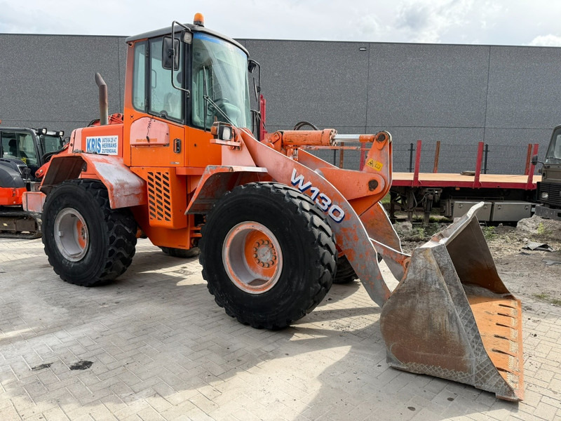 Hitachi W130 4x4 WHEEL LOADER - 13T - 11.082 HOURS - CE - BELGIAN MACHINE - Ratinis krautuvas: foto 1 Hitachi W130 4x4 WHEEL LOADER - 13T - 11.082 HOURS - CE - BELGIAN MACHINE - Ratinis krautuvas: foto 1