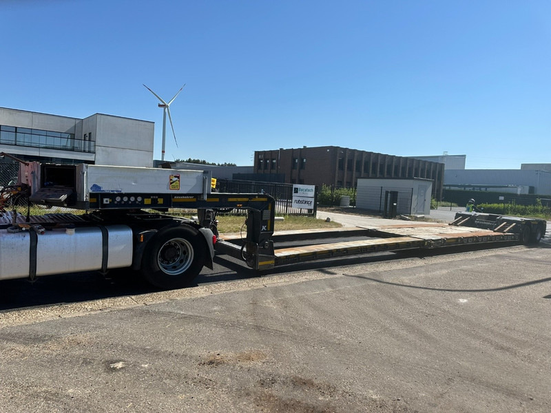 Kässbohrer LB2 48T - LOWBED - TIEFBETT / REMOVABLE NECK - ABNEHMBARE SCHWANENHALS - HYDR STEERING AXLES / LENKACHSEN - BPW - Žemo profilio platforma puspriekabė: foto 4 Kässbohrer LB2 48T - LOWBED - TIEFBETT / REMOVABLE NECK - ABNEHMBARE SCHWANENHALS - HYDR STEERING AXLES / LENKACHSEN - BPW - Žemo profilio platforma puspriekabė: foto 4