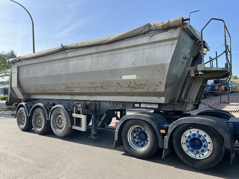 Kempf SKM 35/3 - 7,7m - 30m3 - LIFT AXLE - DISC BRAKES AIR SUSPENSION - STEEL CHASSIS - STEEL BODY - Savivartis puspriekabė: foto 1 Kempf SKM 35/3 - 7,7m - 30m3 - LIFT AXLE - DISC BRAKES AIR SUSPENSION - STEEL CHASSIS - STEEL BODY - Savivartis puspriekabė: foto 1