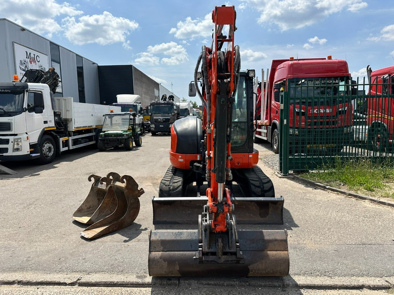 Kubota U48-4 FULL HYDR FUNCTIONS - *2300h* - BLADE - A/C - 3 BUCKETS - QUICK HITCH - BE MACHINE - Mini ekskavatorius: foto 2 Kubota U48-4 FULL HYDR FUNCTIONS - *2300h* - BLADE - A/C - 3 BUCKETS - QUICK HITCH - BE MACHINE - Mini ekskavatorius: foto 2
