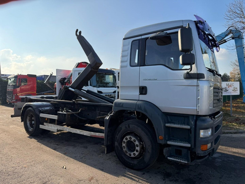 MAN TGA 18.350 4x2 19T HOOKLIFT / ABROLLKIPPER / GANCHO / AMPLIROL - EURO 3 - AS TRONIC AUTOMATIC - Hook-lift sunkvežimis: foto 1 MAN TGA 18.350 4x2 19T HOOKLIFT / ABROLLKIPPER / GANCHO / AMPLIROL - EURO 3 - AS TRONIC AUTOMATIC - Hook-lift sunkvežimis: foto 1