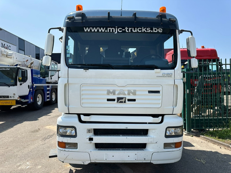 MAN TGA 26.310 6X2 HOOKLIFT + CRANE COPMA 160.4 + JIB J2 + WINCH - RADIO - LIFT + STEERING AXLE - EURO 3 - BE - Sunkvežimis su kranu: foto 3 MAN TGA 26.310 6X2 HOOKLIFT + CRANE COPMA 160.4 + JIB J2 + WINCH - RADIO - LIFT + STEERING AXLE - EURO 3 - BE - Sunkvežimis su kranu: foto 3
