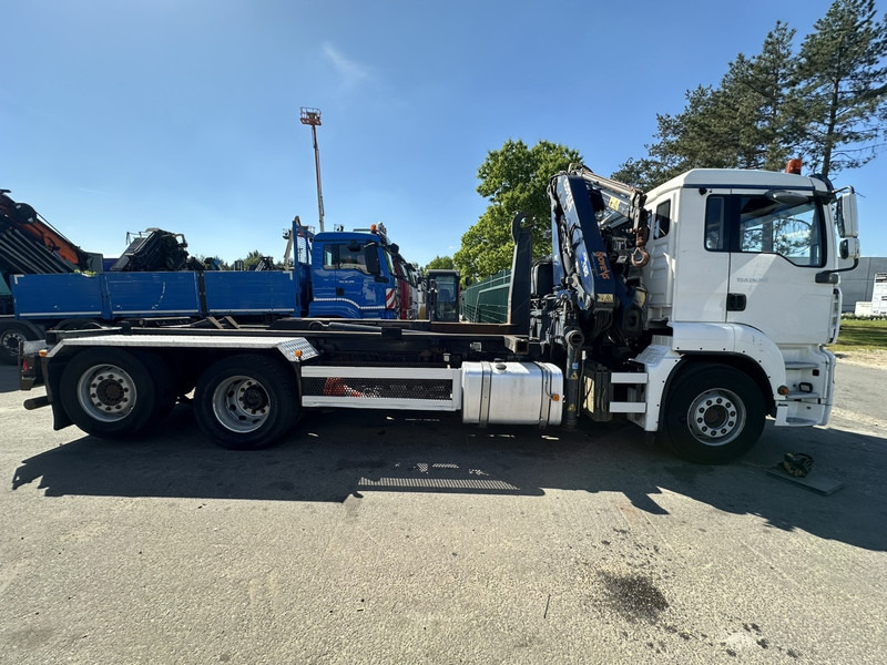 MAN TGA 26.310 6X2 HOOKLIFT + CRANE COPMA 160.4 + JIB J2 + WINCH - RADIO - LIFT + STEERING AXLE - EURO 3 - BE - Hook-lift sunkvežimis, Sunkvežimis su kranu: foto 4 MAN TGA 26.310 6X2 HOOKLIFT + CRANE COPMA 160.4 + JIB J2 + WINCH - RADIO - LIFT + STEERING AXLE - EURO 3 - BE - Hook-lift sunkvežimis, Sunkvežimis su kranu: foto 4