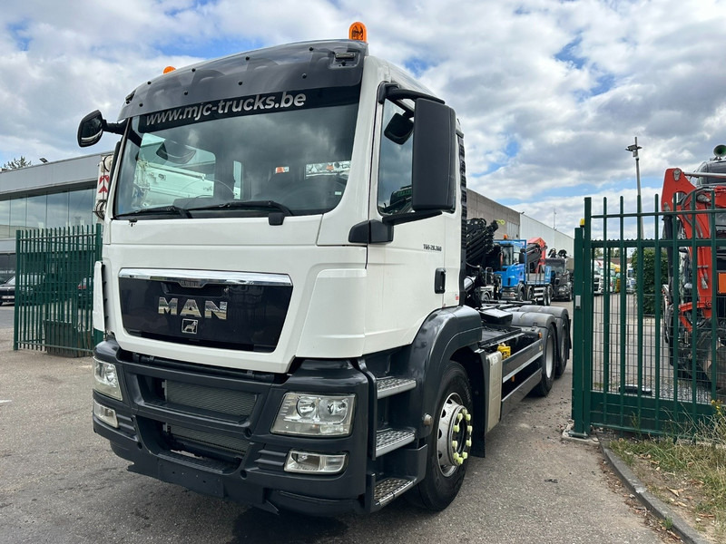 MAN TGS 28.360 6x2 HOOKLIFT 21T HIAB MULTILIFT XR21-S51 - LIFT AXLE - BE TRUCK - Hook-lift sunkvežimis: foto 2 MAN TGS 28.360 6x2 HOOKLIFT 21T HIAB MULTILIFT XR21-S51 - LIFT AXLE - BE TRUCK - Hook-lift sunkvežimis: foto 2