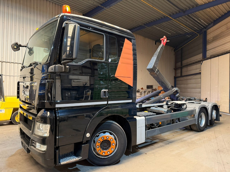 MAN TGX 26.400 6X2 + HOOKLIFT PALIFT 20T - LIFT + STEERING AXLE - EURO 5 - SLEEPERCAB - BE TRUCK - Hook-lift sunkvežimis: foto 1 MAN TGX 26.400 6X2 + HOOKLIFT PALIFT 20T - LIFT + STEERING AXLE - EURO 5 - SLEEPERCAB - BE TRUCK - Hook-lift sunkvežimis: foto 1