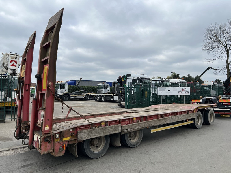 Nooteboom ASD-40-22 40T - 4-AS DIEPLADER 8,60M X 3,05M - HYDR RAMPEN + VERBREDERS - BLADVERING - TROMMELREMMEN - Žemo profilio platforma priekaba: foto 4 Nooteboom ASD-40-22 40T - 4-AS DIEPLADER 8,60M X 3,05M - HYDR RAMPEN + VERBREDERS - BLADVERING - TROMMELREMMEN - Žemo profilio platforma priekaba: foto 4