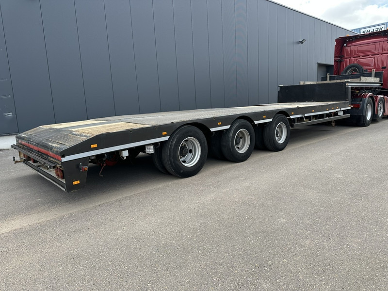 Nooteboom OSD-39 VV 39T - EXTENDABLE / AUSSCHIEBBAHR - 1 STEERING AXLE - SAF - LUCHTVERING - BELGIAN REGISTRATION - Žemo profilio platforma puspriekabė: foto 4 Nooteboom OSD-39 VV 39T - EXTENDABLE / AUSSCHIEBBAHR - 1 STEERING AXLE - SAF - LUCHTVERING - BELGIAN REGISTRATION - Žemo profilio platforma puspriekabė: foto 4