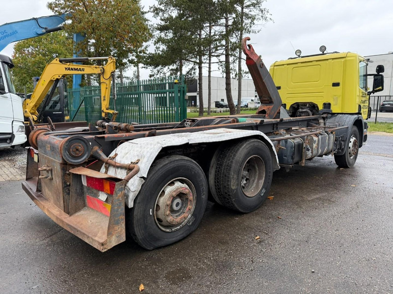 Scania 94G-260 6x2 HOOKLIFT / GANCHO - MANUAL - BE TRUCK - Hook-lift sunkvežimis: foto 5 Scania 94G-260 6x2 HOOKLIFT / GANCHO - MANUAL - BE TRUCK - Hook-lift sunkvežimis: foto 5