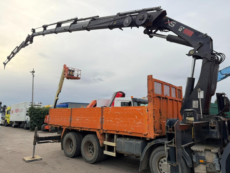 Platforminis/ Bortinis sunkvežimis, Sunkvežimis su kranu Scania P420 8X4 PRITSCHE + (25m) KRAN HIAB 422 E-5 HIPRO + JIB 100X-4 - RETARDER - *284.000km* - MANUAL - STEEL SPRING - EURO 3 - BE TRUCK: foto 7