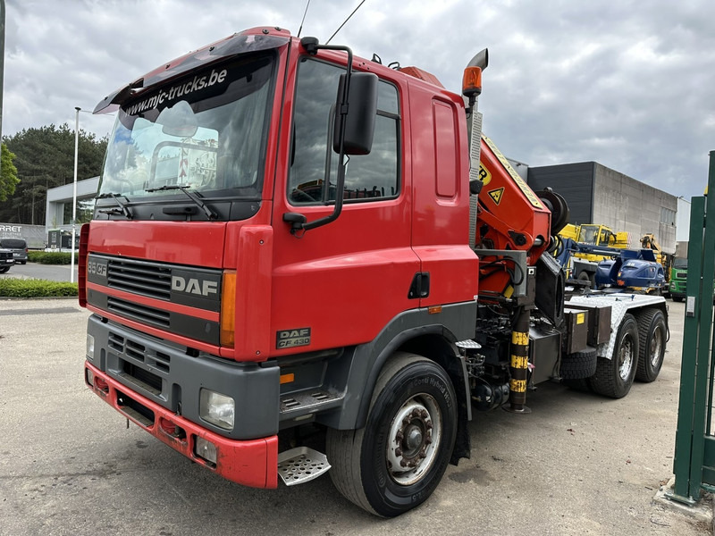 DAF 85 CF 430 6x4 TRACTOR + CRANE PK 32.000 F (7x) + WINCH - EURO 2 - MANUAL ZF - HUB REDUCTION / STEEL SPRING - BE TRUCK - Vilkikas: foto 3 DAF 85 CF 430 6x4 TRACTOR + CRANE PK 32.000 F (7x) + WINCH - EURO 2 - MANUAL ZF - HUB REDUCTION / STEEL SPRING - BE TRUCK - Vilkikas: foto 3