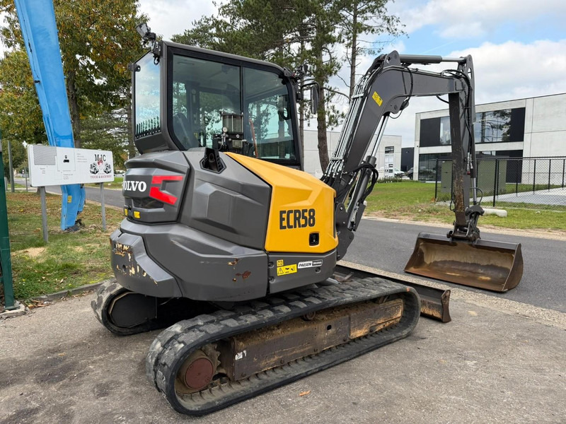 Volvo ECR 58 F FULL HYDR - 2911 H - HYDR QUICKHITCH - A/C - BLADE - CE - BE MACHINE - Mini ekskavatorius: foto 3 Volvo ECR 58 F FULL HYDR - 2911 H - HYDR QUICKHITCH - A/C - BLADE - CE - BE MACHINE - Mini ekskavatorius: foto 3
