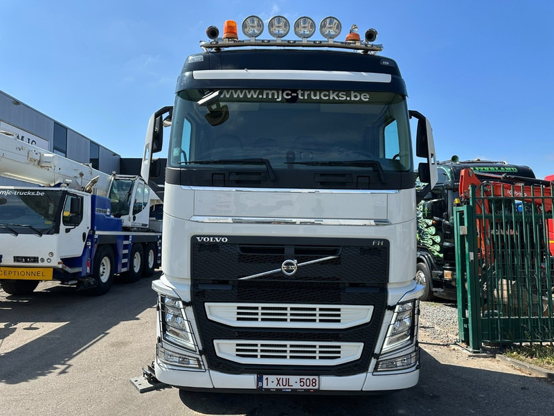 Volvo FH 420 8x4 TRIDEM + (26m!) KRAAN HIAB 408 E-8 + 2 ME HIPRO + WINCH - 63.000km ONLY - CREWCAB 4 SEATER - PLATFORM 7m - TOP CONDITION - Sunkvežimis su kranu: foto 4 Volvo FH 420 8x4 TRIDEM + (26m!) KRAAN HIAB 408 E-8 + 2 ME HIPRO + WINCH - 63.000km ONLY - CREWCAB 4 SEATER - PLATFORM 7m - TOP CONDITION - Sunkvežimis su kranu: foto 4