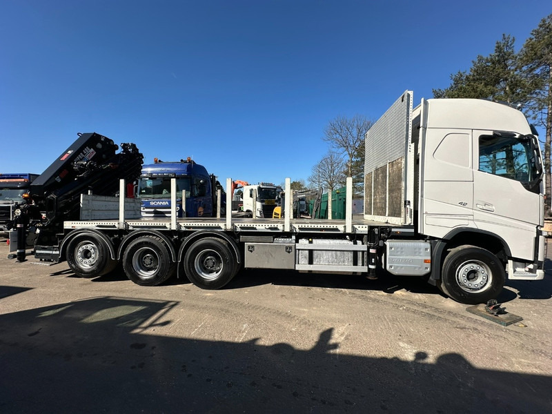 Volvo FH 420 8x4 TRIDEM + KRAAN HIAB 408 E-8 HIPRO + WINCH - 63.000km ONLY - CREWCAB 4 SEATER - PLATFORM 7m - TOP CONDITION - Sunkvežimis su kranu: foto 5 Volvo FH 420 8x4 TRIDEM + KRAAN HIAB 408 E-8 HIPRO + WINCH - 63.000km ONLY - CREWCAB 4 SEATER - PLATFORM 7m - TOP CONDITION - Sunkvežimis su kranu: foto 5