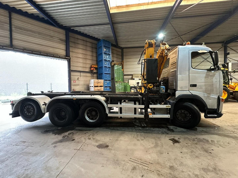 Volvo FH12-420 8x4 HOOKLIFT AJK + CRANE EFFER 250 - 3S - RADIO - TRIDEM LIFT + STEERING AXLE - I SHIFT - BE TRUCK - Hook-lift sunkvežimis, Sunkvežimis su kranu: foto 4 Volvo FH12-420 8x4 HOOKLIFT AJK + CRANE EFFER 250 - 3S - RADIO - TRIDEM LIFT + STEERING AXLE - I SHIFT - BE TRUCK - Hook-lift sunkvežimis, Sunkvežimis su kranu: foto 4