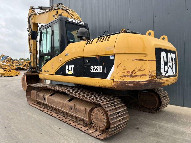Cat 323D L - Vikšrinis ekskavatorius: foto 2 Cat 323D L - Vikšrinis ekskavatorius: foto 2