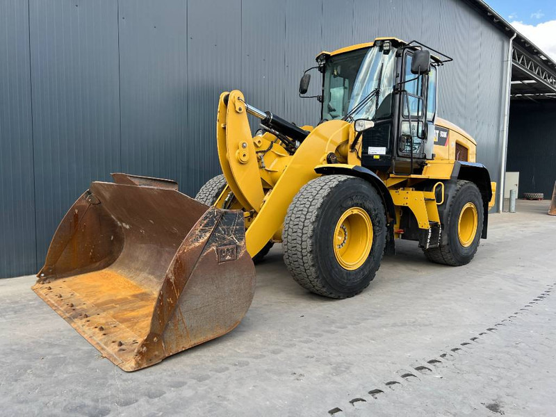 Cat 930K - Ratinis krautuvas: foto 1 Cat 930K - Ratinis krautuvas: foto 1