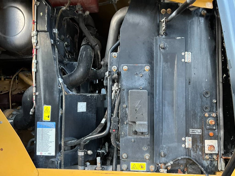 Cat 930M - Ratinis krautuvas: foto 4 Cat 930M - Ratinis krautuvas: foto 4