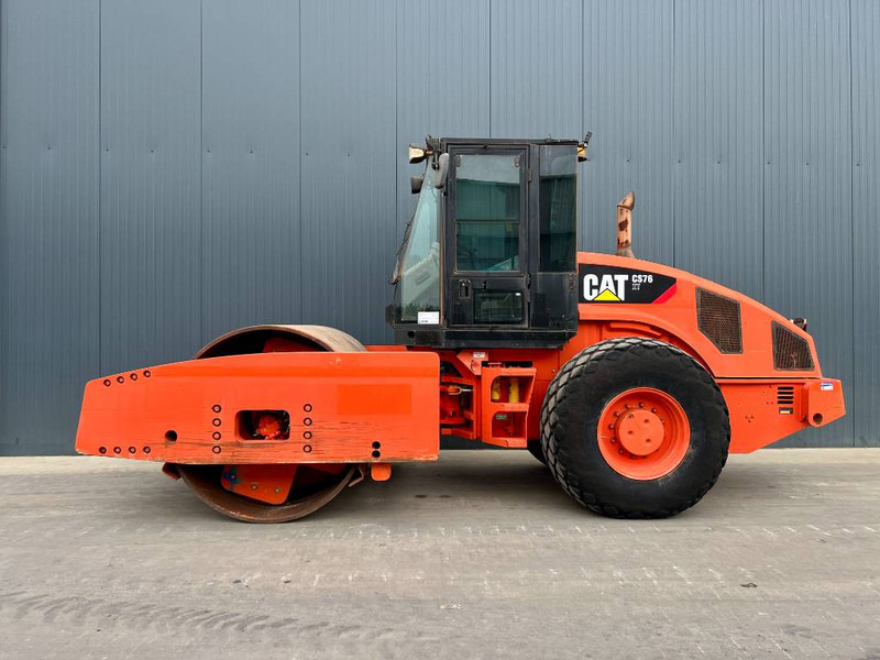 Cat CS76 XT - Volas: foto 2 Cat CS76 XT - Volas: foto 2