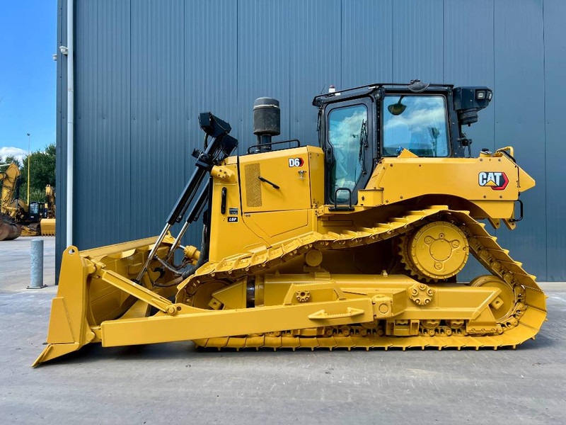 Cat D6 LGP with CE - Buldozeris: foto 5 Cat D6 LGP with CE - Buldozeris: foto 5