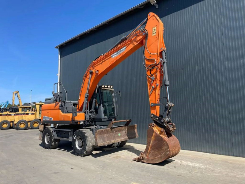 Doosan DX170W-5 - Ratinis ekskavatorius: foto 3 Doosan DX170W-5 - Ratinis ekskavatorius: foto 3