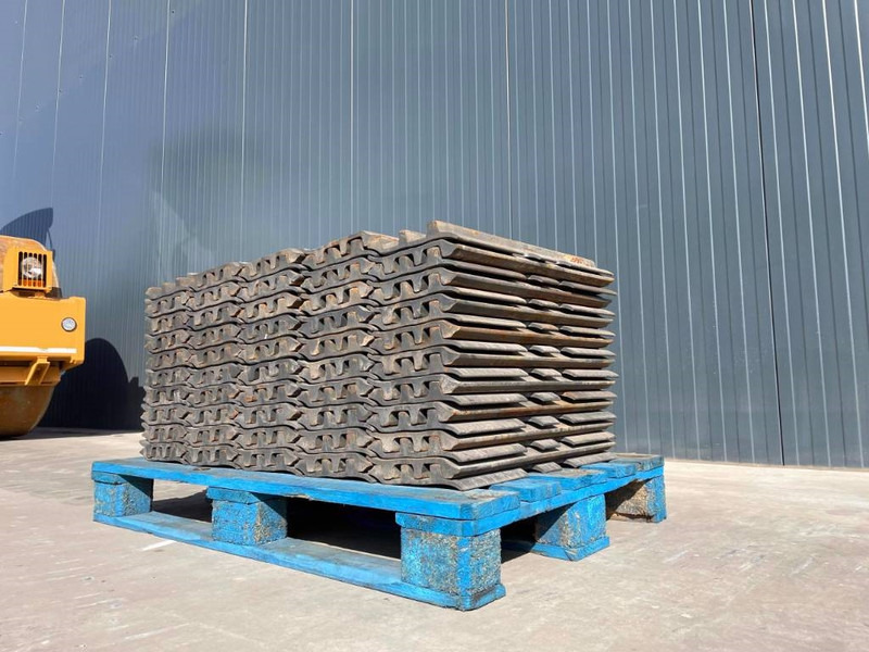 FIAT-HITACHI EX255 - Rėmas/ Važiuoklė - Statybinė technika: foto 2 FIAT-HITACHI EX255 - Rėmas/ Važiuoklė - Statybinė technika: foto 2