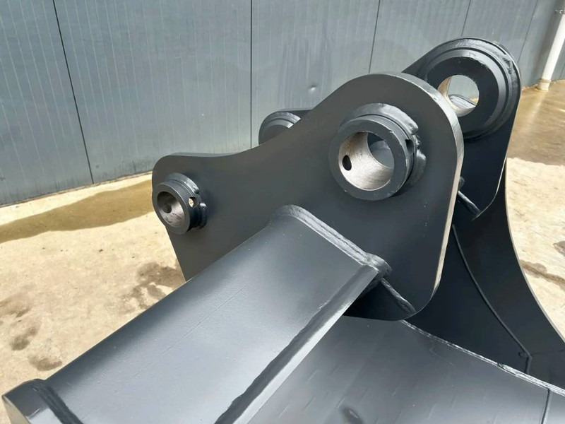 Hitachi ZX210 - 1.40m - Kaušas - Statybinė technika: foto 2 Hitachi ZX210 - 1.40m - Kaušas - Statybinė technika: foto 2