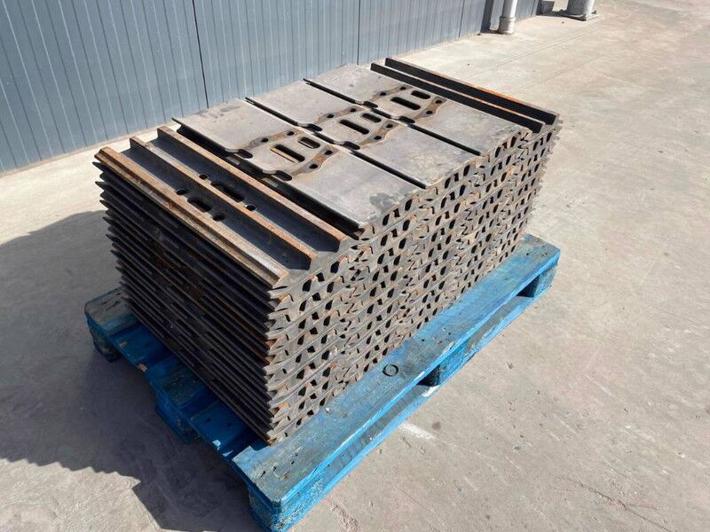 Hyundai R210 / R215 / R220 / R235 / R250 / R260 - Rėmas/ Važiuoklė - Statybinė technika: foto 1 Hyundai R210 / R215 / R220 / R235 / R250 / R260 - Rėmas/ Važiuoklė - Statybinė technika: foto 1