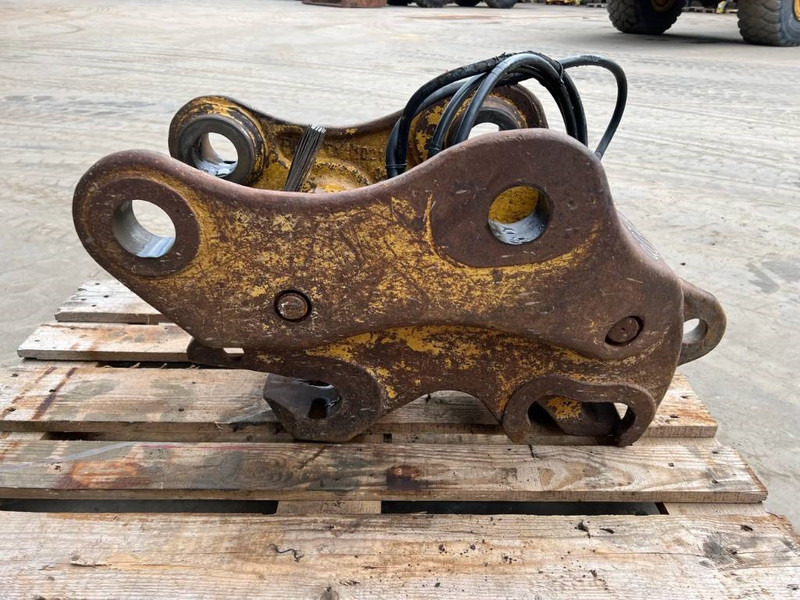 Miller Caterpillar 311D / 312D / 312E / 313F / 314D / 314 - Greita jungtis - Statybinė technika: foto 4 Miller Caterpillar 311D / 312D / 312E / 313F / 314D / 314 - Greita jungtis - Statybinė technika: foto 4