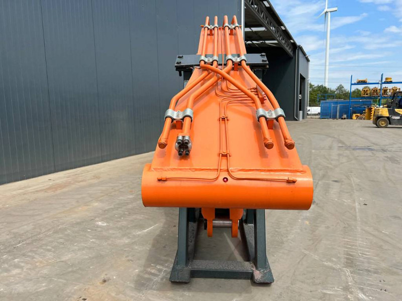 Hitachi ZX210 18m Set Long Reach Equipment - Padargas - Statybinė technika: foto 1 Hitachi ZX210 18m Set Long Reach Equipment - Padargas - Statybinė technika: foto 1