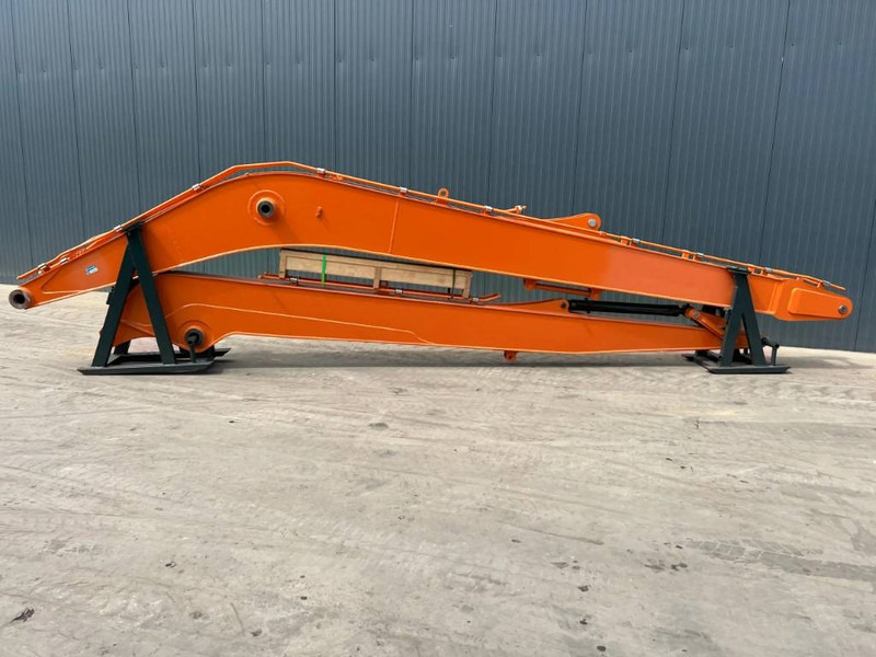 Hitachi ZX210 18m Set Long Reach Equipment - Padargas - Statybinė technika: foto 4 Hitachi ZX210 18m Set Long Reach Equipment - Padargas - Statybinė technika: foto 4