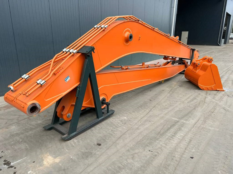 Hitachi ZX225 18m Set Long Reach Equipment - Padargas - Statybinė technika: foto 2 Hitachi ZX225 18m Set Long Reach Equipment - Padargas - Statybinė technika: foto 2