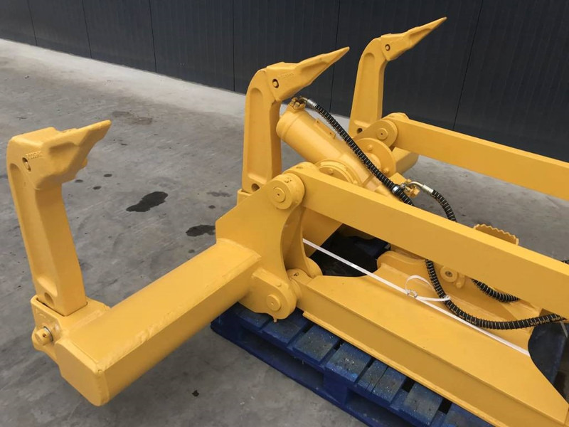 Nauja Padargas - Statybinė technika Komatsu D61: foto 6