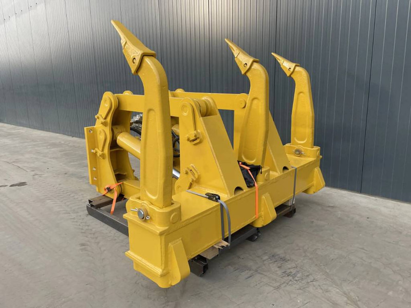 Komatsu D85 - Padargas - Statybinė technika: foto 1 Komatsu D85 - Padargas - Statybinė technika: foto 1