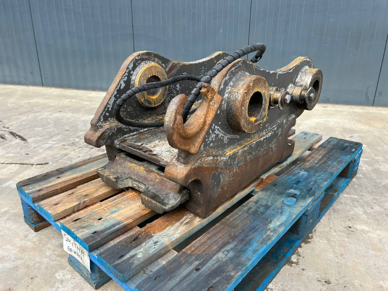 SMP S70 - 320D - Greita jungtis - Statybinė technika: foto 1 SMP S70 - 320D - Greita jungtis - Statybinė technika: foto 1