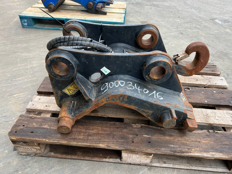 Verachtert CW20 - 312 / 311F / 313F / 315F - Greita jungtis - Statybinė technika: foto 4 Verachtert CW20 - 312 / 311F / 313F / 315F - Greita jungtis - Statybinė technika: foto 4