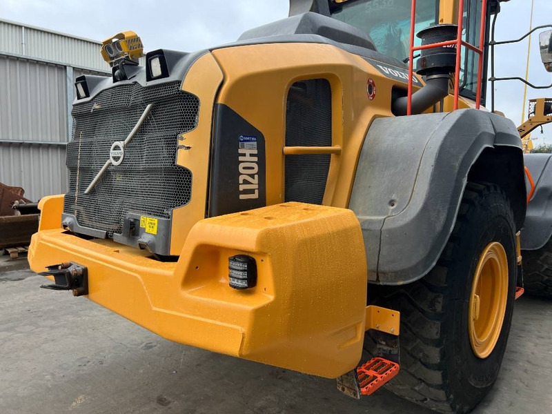 Volvo L120H - Ratinis krautuvas: foto 5 Volvo L120H - Ratinis krautuvas: foto 5