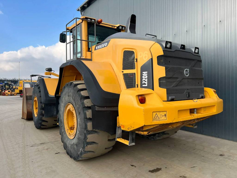 Volvo L220H - Ratinis krautuvas: foto 2 Volvo L220H - Ratinis krautuvas: foto 2