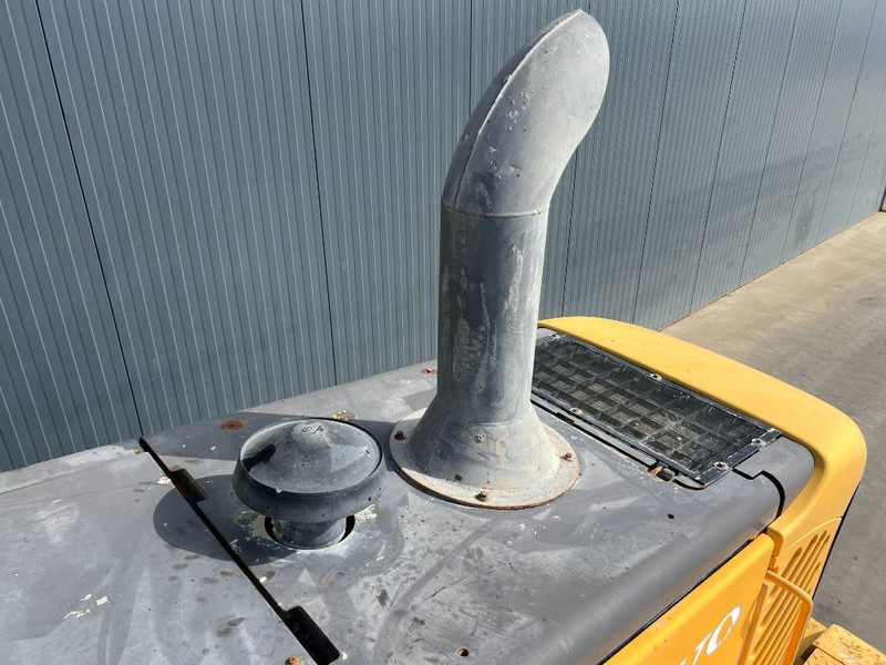 Volvo L60E - Ratinis krautuvas: foto 5 Volvo L60E - Ratinis krautuvas: foto 5