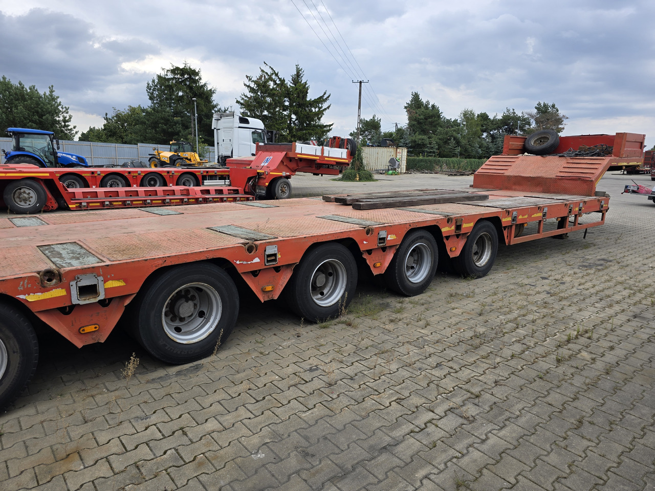 ArtTrailer LIDER ART-01 - Žemo profilio platforma puspriekabė: foto 5 ArtTrailer LIDER ART-01 - Žemo profilio platforma puspriekabė: foto 5