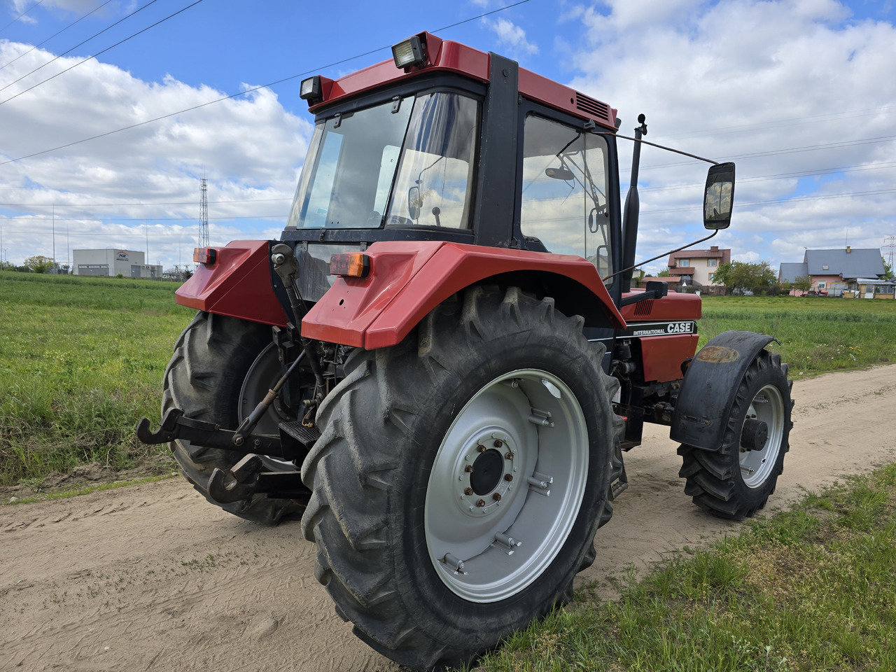 CASE IH 1056 XL - Traktorius: foto 4 CASE IH 1056 XL - Traktorius: foto 4