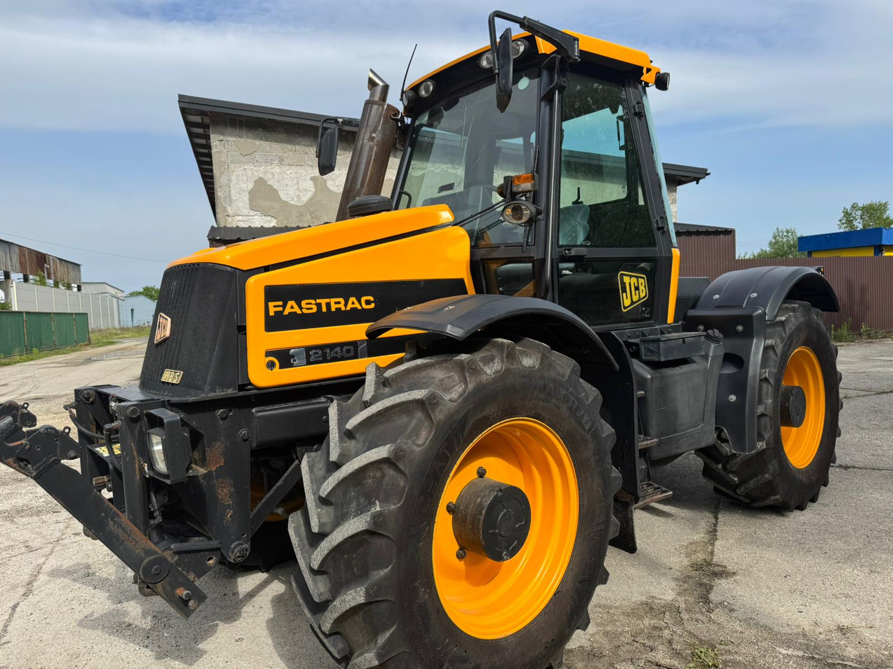 JCB FASTRAC 2140 - Traktorius: foto 1 JCB FASTRAC 2140 - Traktorius: foto 1
