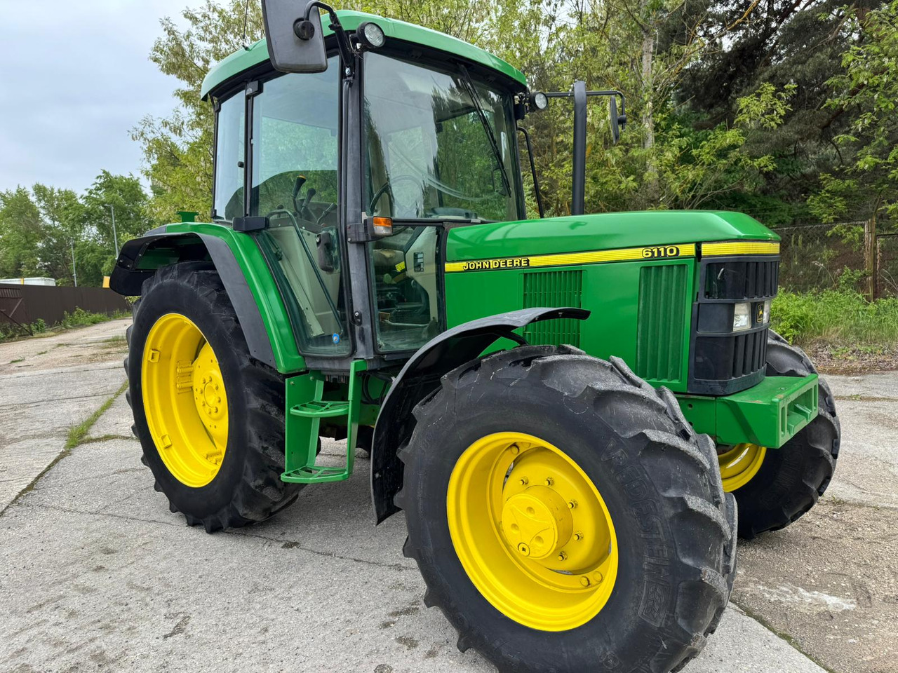 JOHN DEERE 6110 - Traktorius: foto 2 JOHN DEERE 6110 - Traktorius: foto 2